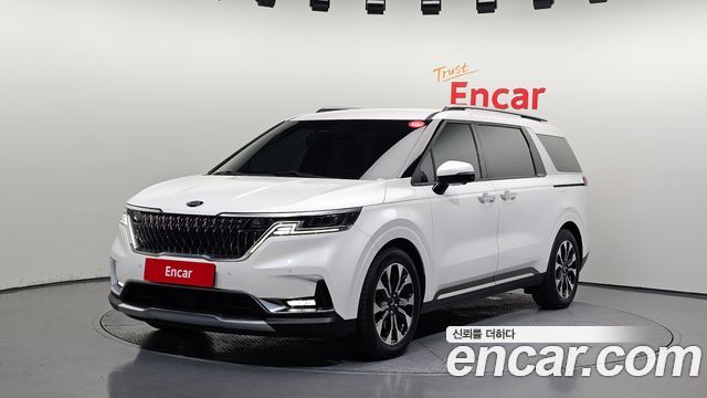 Kia Carnival 4-го поколения 9-Seater Noblesse - фото 0