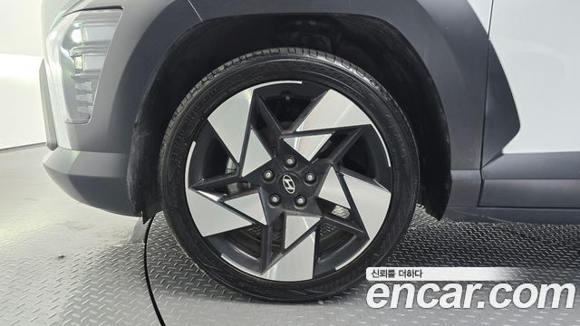 Hyundai Kona SX2 Gasoline 1.6 Turbo 2WD Inspiration - фото 4