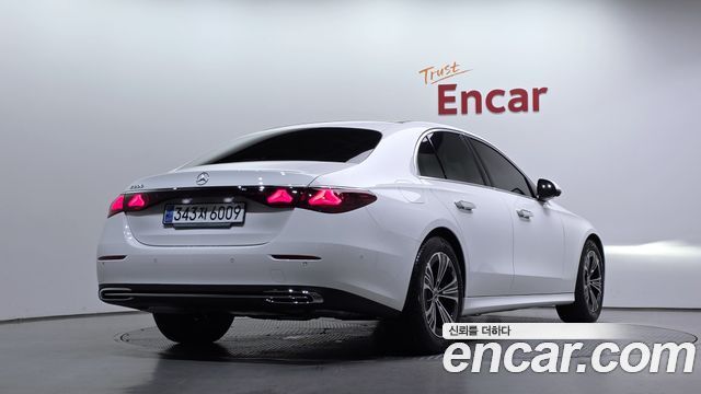 Mercedes-Benz E-Class W214 E200 Avantgarde - фото 1