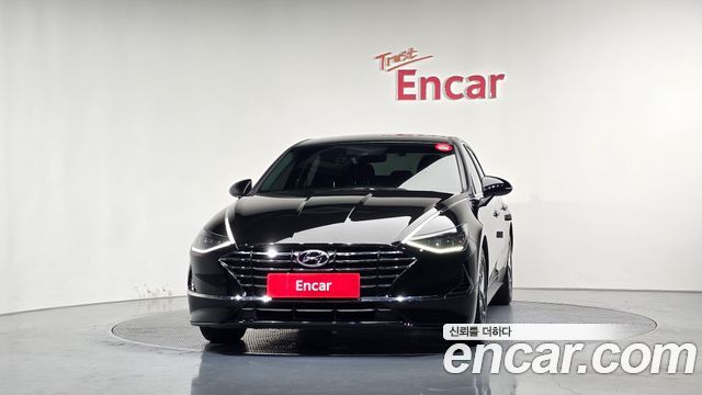 Hyundai Sonata DN8 2.0 Premium - фото 2