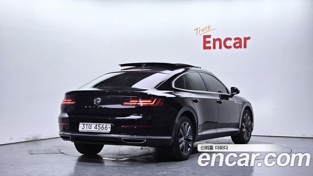 Volkswagen Arteon 2.0 TDI Premium - фото 1