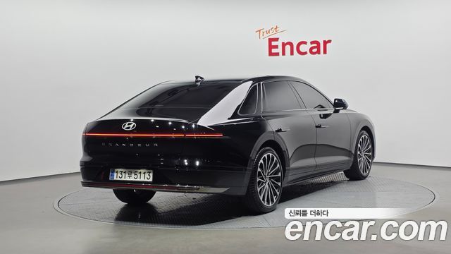 Hyundai Grandeur GN7 2,5 Gasoline 2WD Calligraphy - фото 1