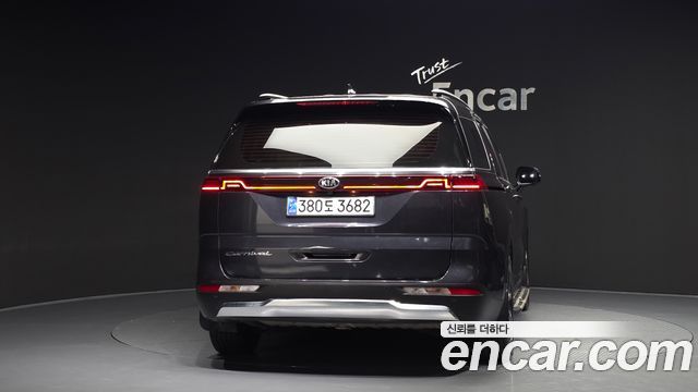 Kia Carnival 4-го поколения 9-Seater Noblesse - фото 3