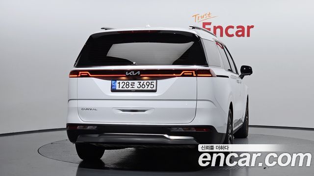 Kia Carnival 4-го поколения Gasoline 7-Seater Signature - фото 3