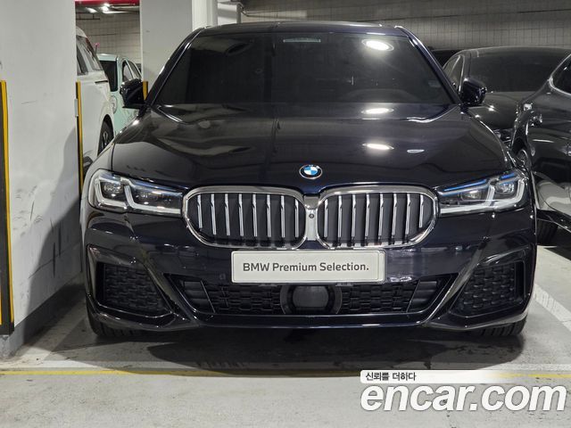 BMW 5-Series G30 530e M Sport - фото 2