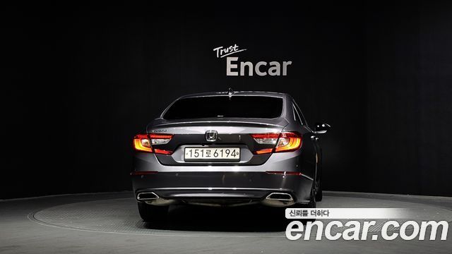 Honda Accord 10-го поколения 1.5 Turbo - фото 3