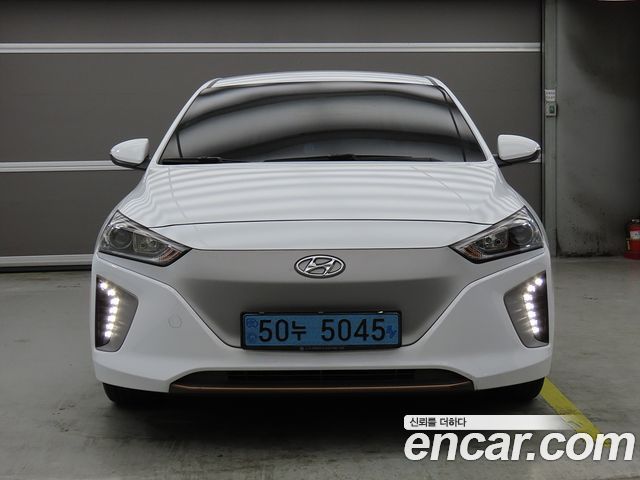 Hyundai Ioniq N - фото 1
