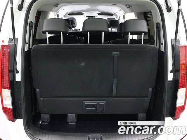 Hyundai Staria Tourer 11-Seater Modern - фото 4