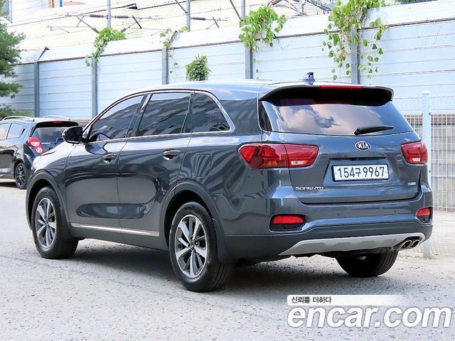 Kia Sorento Новый Diesel 2.2 2WD Luxury - фото 2