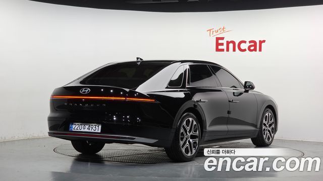 Hyundai Grandeur GN7 2,5 Gasoline 2WD Premium - фото 0