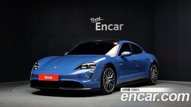 Porsche Taycan 4S - фото 0