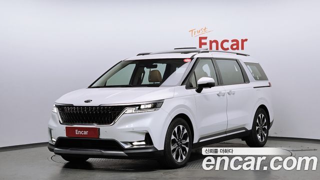 Kia Carnival 4-го поколения 9-Seater Signature - фото 0