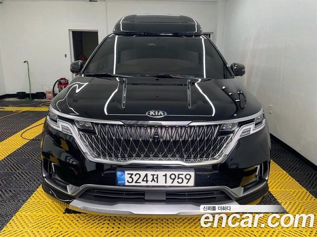 Kia Carnival 4-го поколения Gasoline 9-Seater Hi-Limousine Signature - фото 0