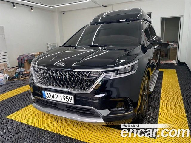 Kia Carnival 4-го поколения Gasoline 9-Seater Hi-Limousine Signature - фото 1