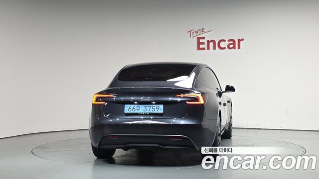 Tesla Model 3 RWD - фото 2