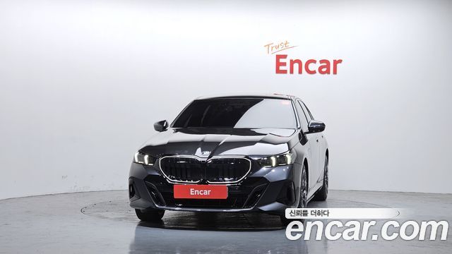 BMW 5-Series G60 530e xDrive M Sport Pro - фото 2