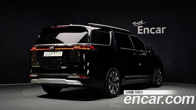 Kia Carnival 4-го поколения 9-Seater Noblesse - фото 1