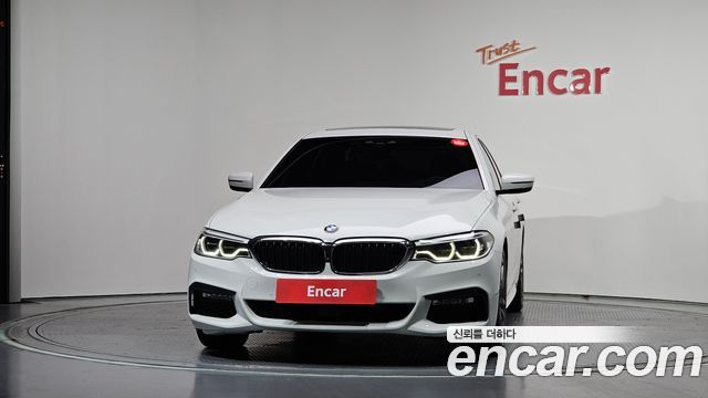 BMW 5-Series G30 530i xDrive M Sport Package Plus - фото 2