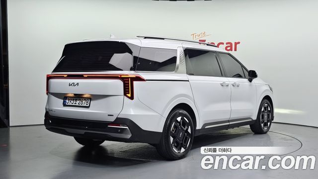 Kia Carnival Новый 4-го поколения HEV 9seater Signature - фото 1