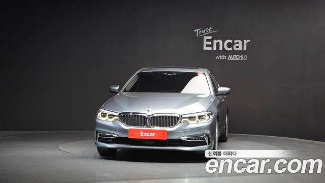 BMW 5-Series G30 520d xDrive Luxury Plus - фото 2