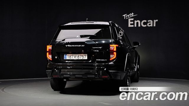 SsangYong Torres Gasoline 1.5 4WD Black Edition - фото 3