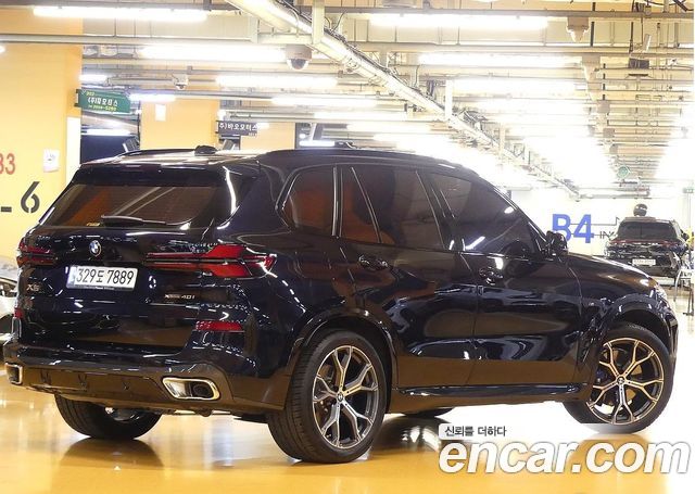 BMW X5 G05 xDrive 40i M Sport - фото 1