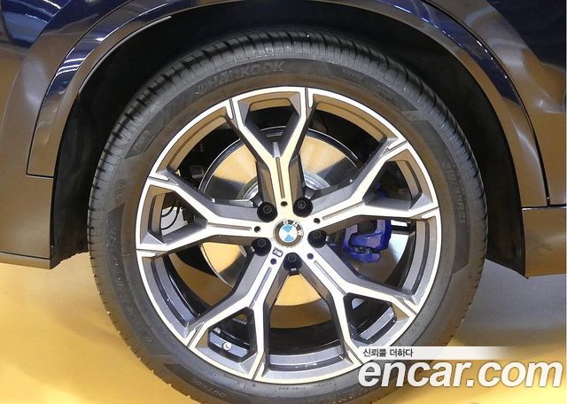 BMW X5 G05 xDrive 40i M Sport - фото 4