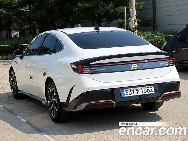 Hyundai Sonata DN8 2.0 Premium - фото 1