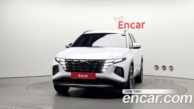 Hyundai Tucson NX4 Gasoline 1.6 Turbo 2WD Inspiration - фото 2