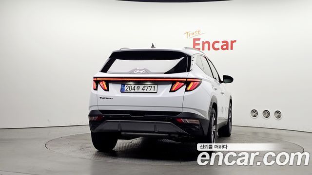 Hyundai Tucson NX4 Gasoline 1.6 Turbo 2WD Inspiration - фото 3