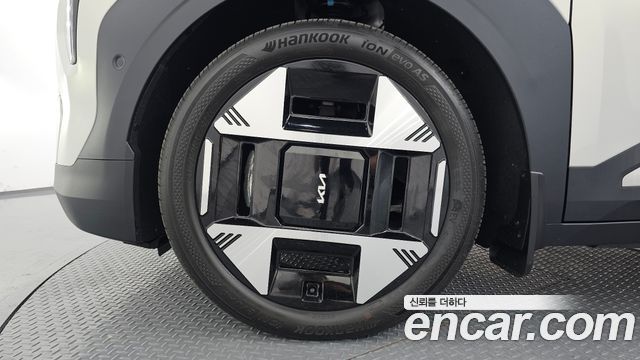 Kia EV3 Long Range 2WD Earth - фото 4
