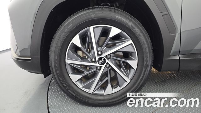 Hyundai Tucson NX4 Gasoline 1.6 Turbo 2WD Premium - фото 4