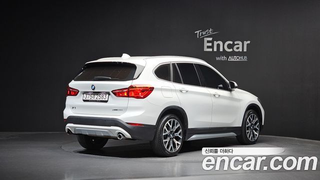 BMW X1 F48 xDrive 20i xLine - фото 1