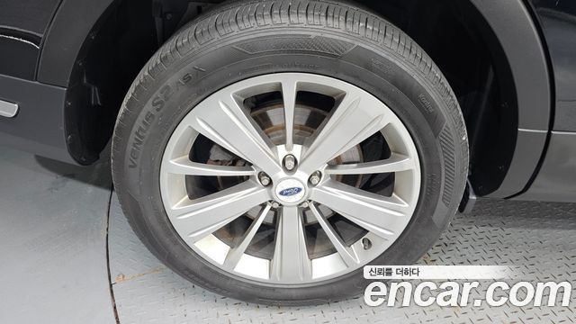 Ford Explorer 2.3 Limited 4WD 5th - фото 4