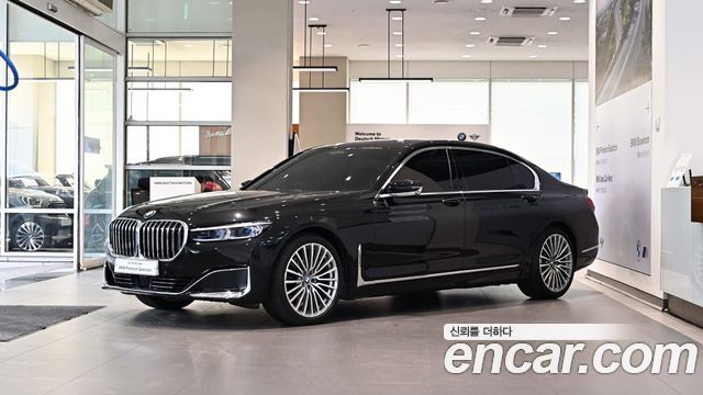 BMW 7-Series G11 740Li xDrive Design Pure Excellence - фото 0