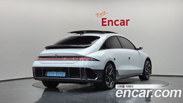Hyundai Ioniq6 Long Range AWD Prestige - фото 0
