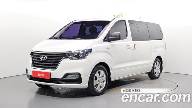 Hyundai Starex Новый Wagon 12-Seater Smart - фото 0