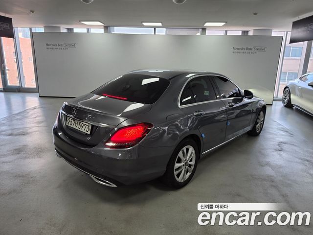 Mercedes-Benz C-Class W205 C200 Avantgarde - фото 1