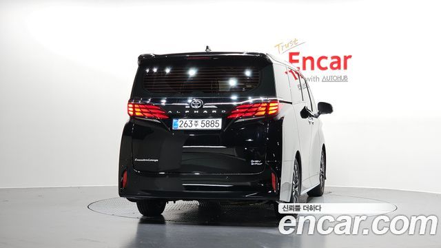 Toyota Alphard 4-го поколения 2.5 HEV Executive AWD - фото 3