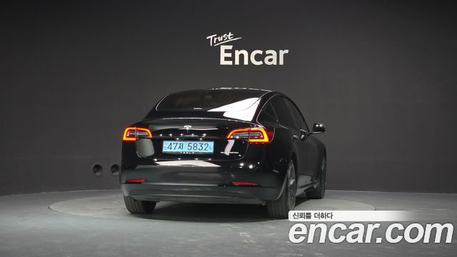 Tesla Model 3 Long Range AWD - фото 3