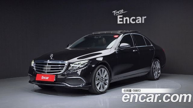 Mercedes-Benz E-Class W213 E450 4MATIC Exclusive - фото 0