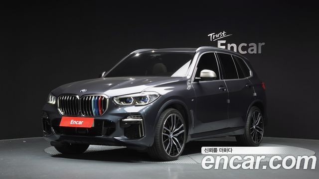 BMW X5 G05 M50i - фото 0