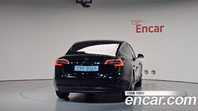 Tesla Model 3 Standard Range Plue RWD - фото 3
