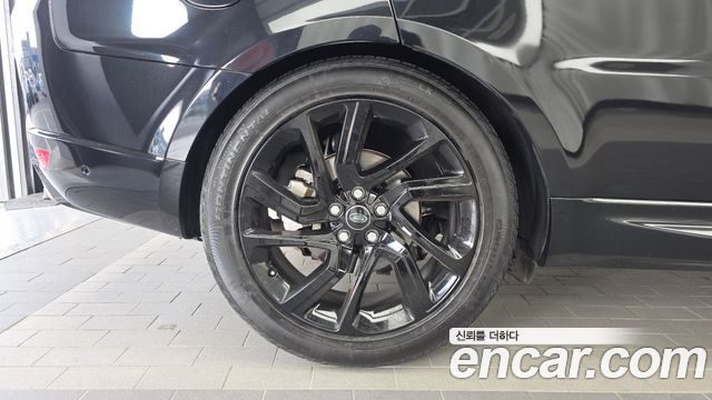 Land Rover Range Rover Sport 2-го поколения 3.0 SDV6 AB Dynamic - фото 4