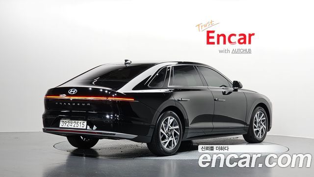 Hyundai Grandeur GN7, гибрид Premium - фото 1