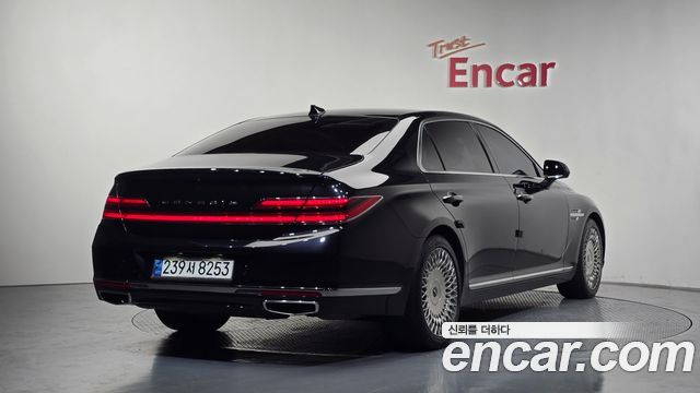 Genesis G90 3.8 AWD Premium Luxury - фото 1