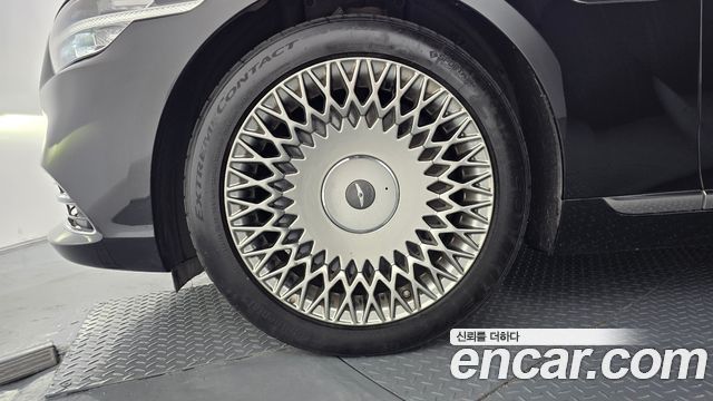 Genesis G90 3.8 AWD Premium Luxury - фото 4