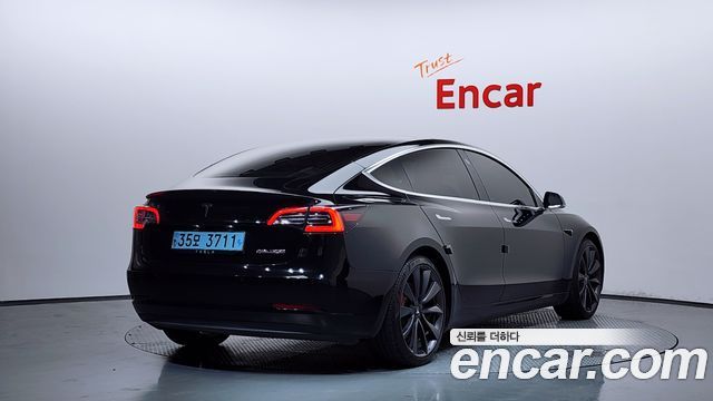 Tesla Model 3 Performance AWD - фото 1
