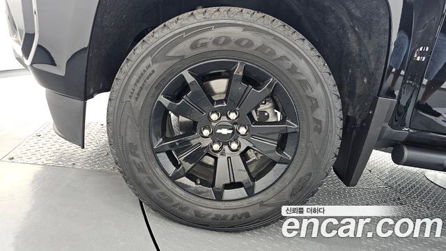Chevrolet (GM Daewoo) Colorado 3.6 Z71-X Midnight 4WD - фото 4