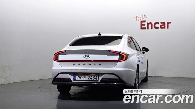 Hyundai Sonata DN8 2.0 LPG(rental car) Smart - фото 3
